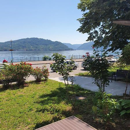 Sendy Orşova Exterior foto