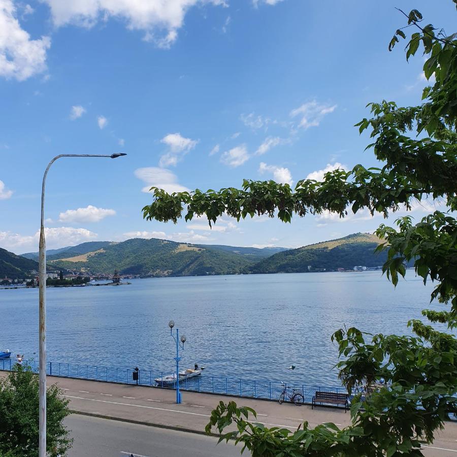 Sendy Orşova Exterior foto